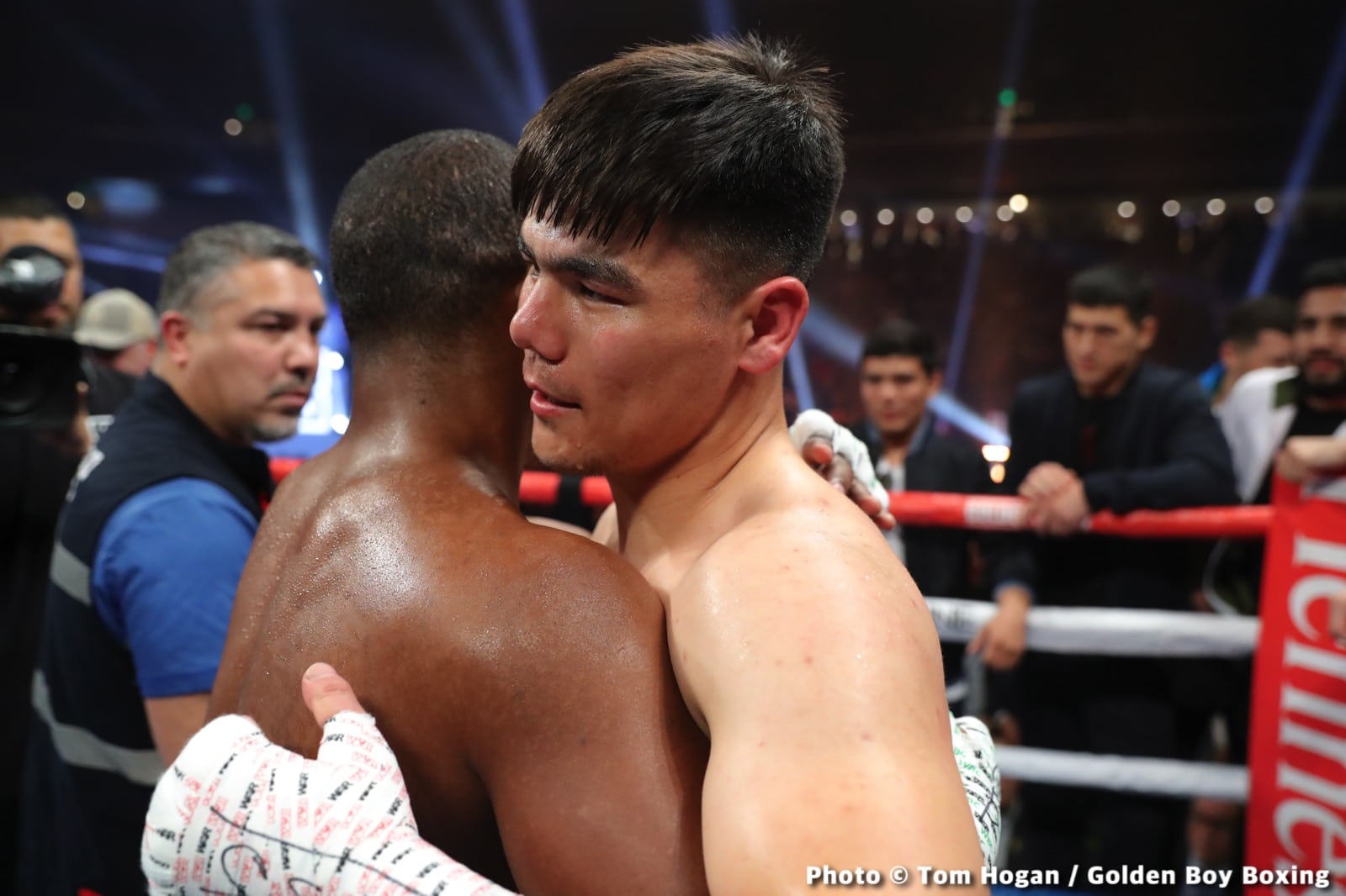 Photos: Rocha destroys Cobbs; McKinson beats Martin