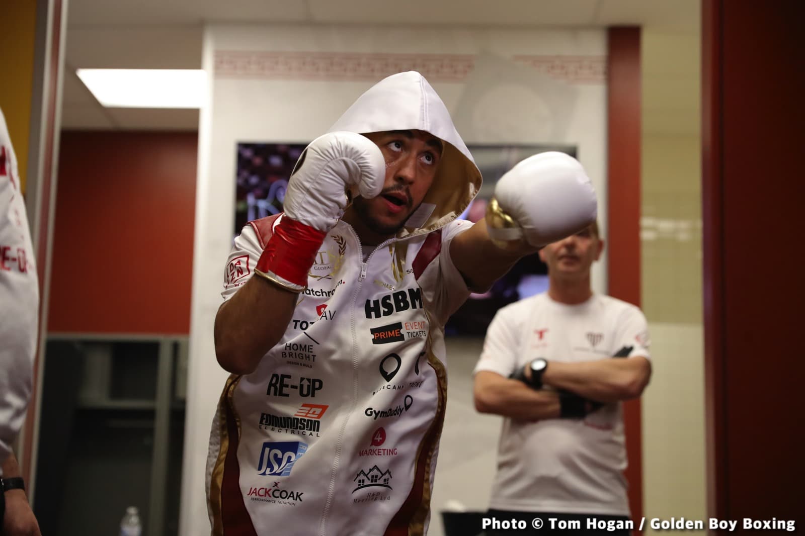Photos: Rocha destroys Cobbs; McKinson beats Martin