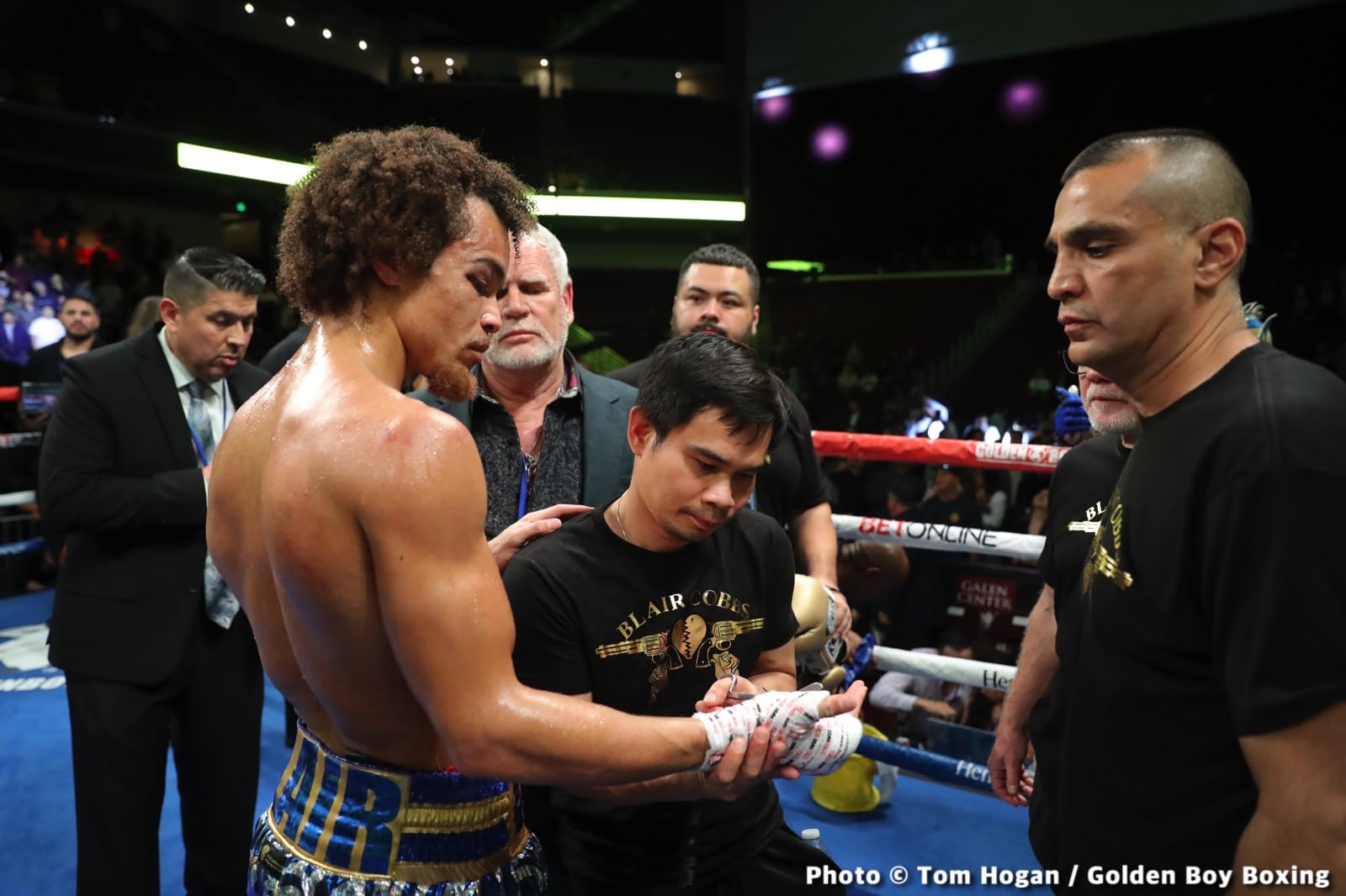Photos: Rocha destroys Cobbs; McKinson beats Martin