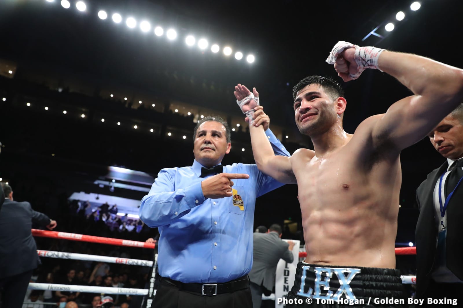 Photos: Rocha destroys Cobbs; McKinson beats Martin