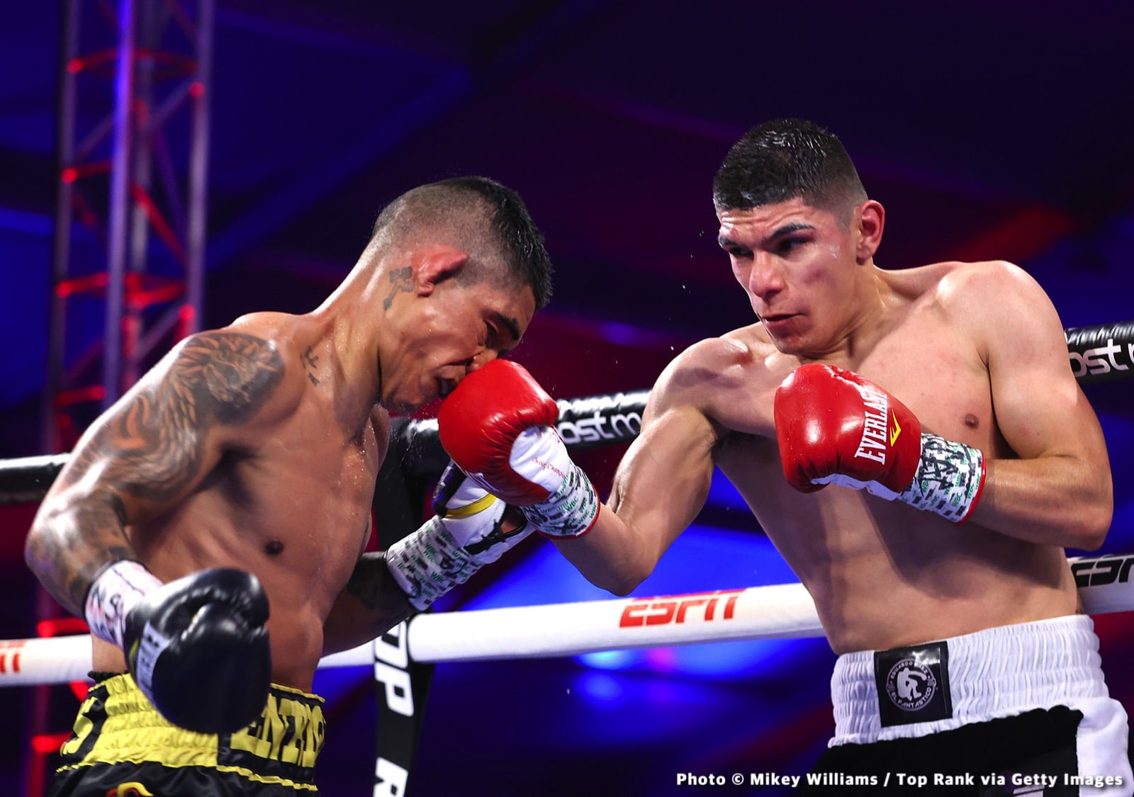 Jeremiah Nakathila, Miguel Berchelt boxing image / photo