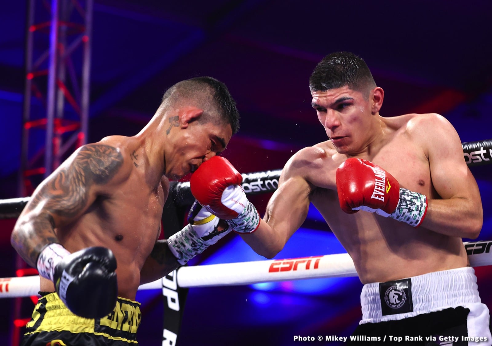 Jeremiah Nakathila defeats Miguel Berchelt - Boxing Results