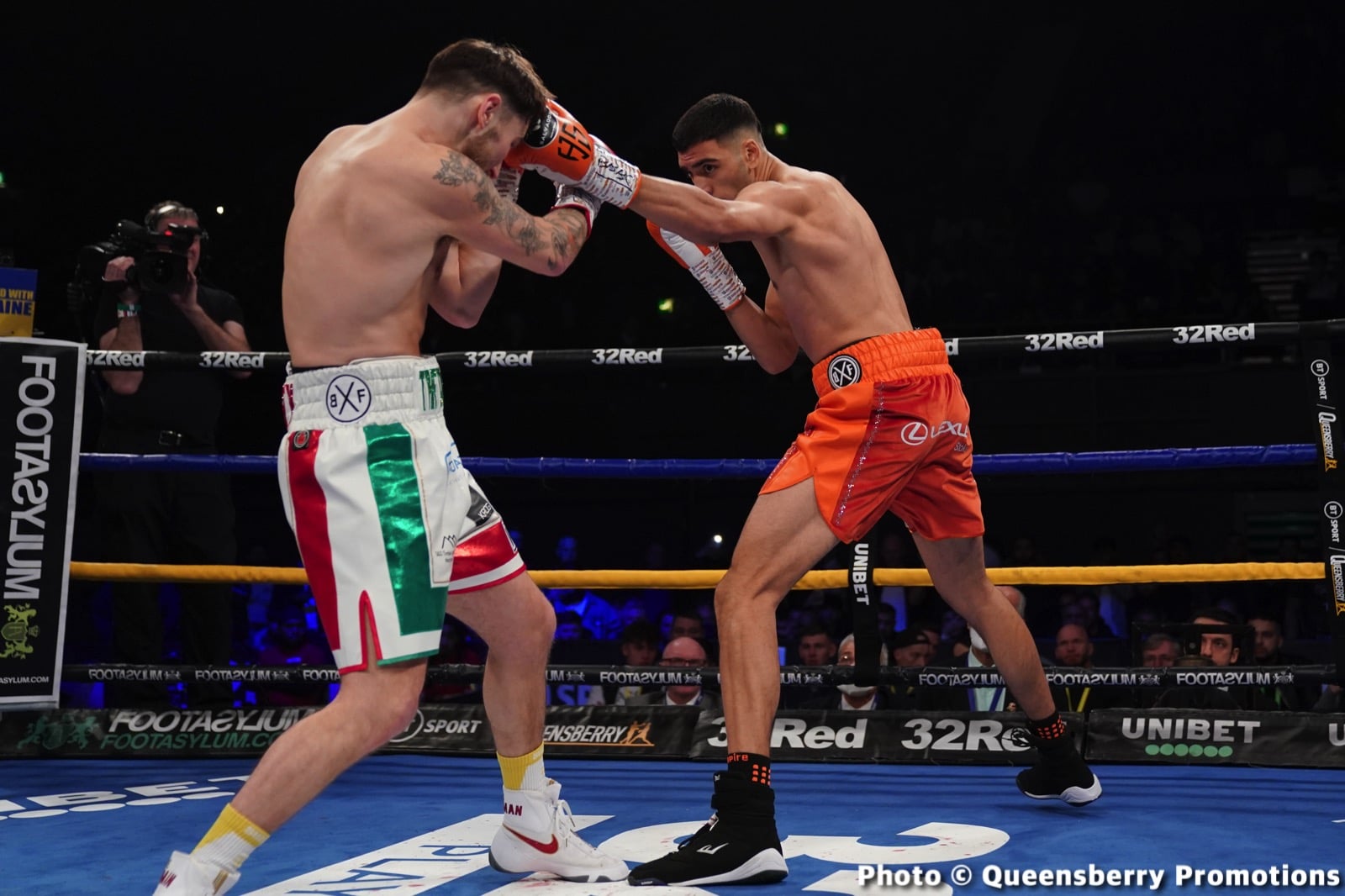 Avanesyan stops Metz, Sheeraz wins - Boxing Results