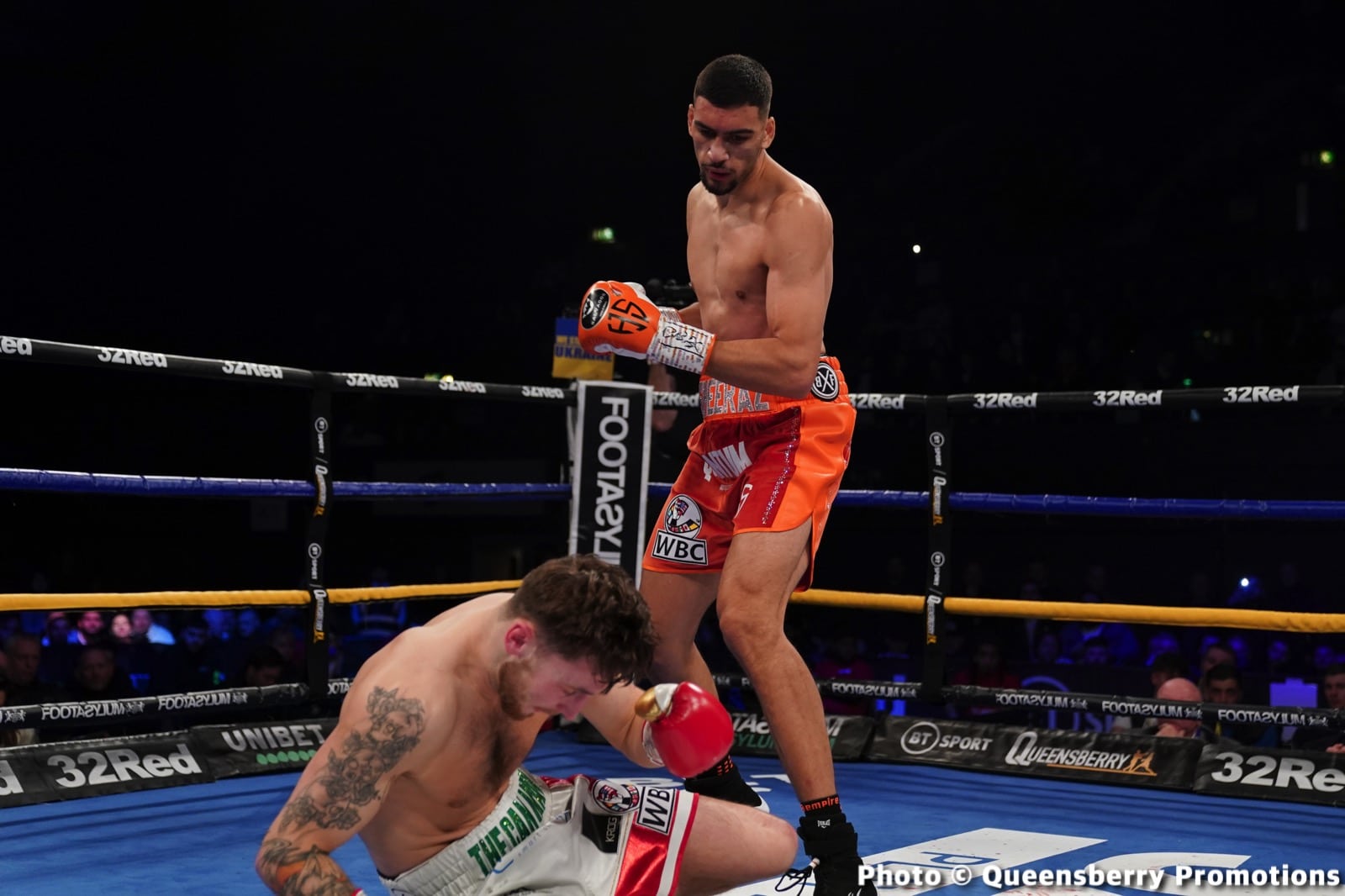Avanesyan stops Metz, Sheeraz wins - Boxing Results