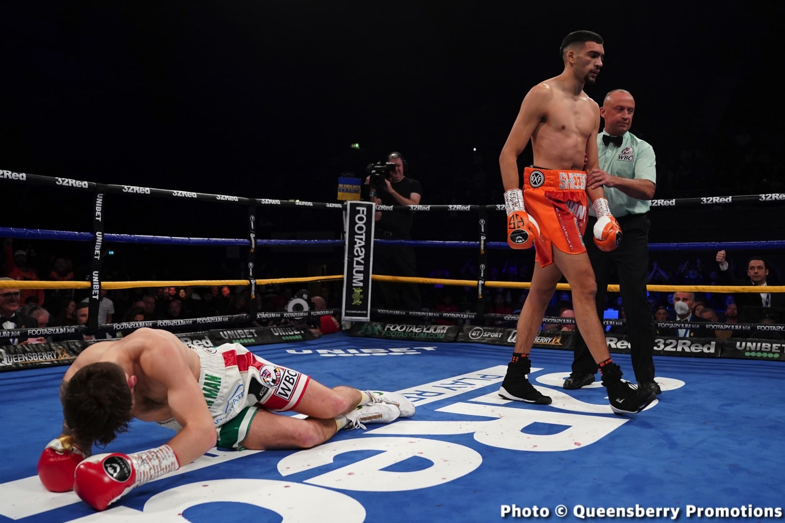 Avanesyan stops Metz, Sheeraz wins - Boxing Results