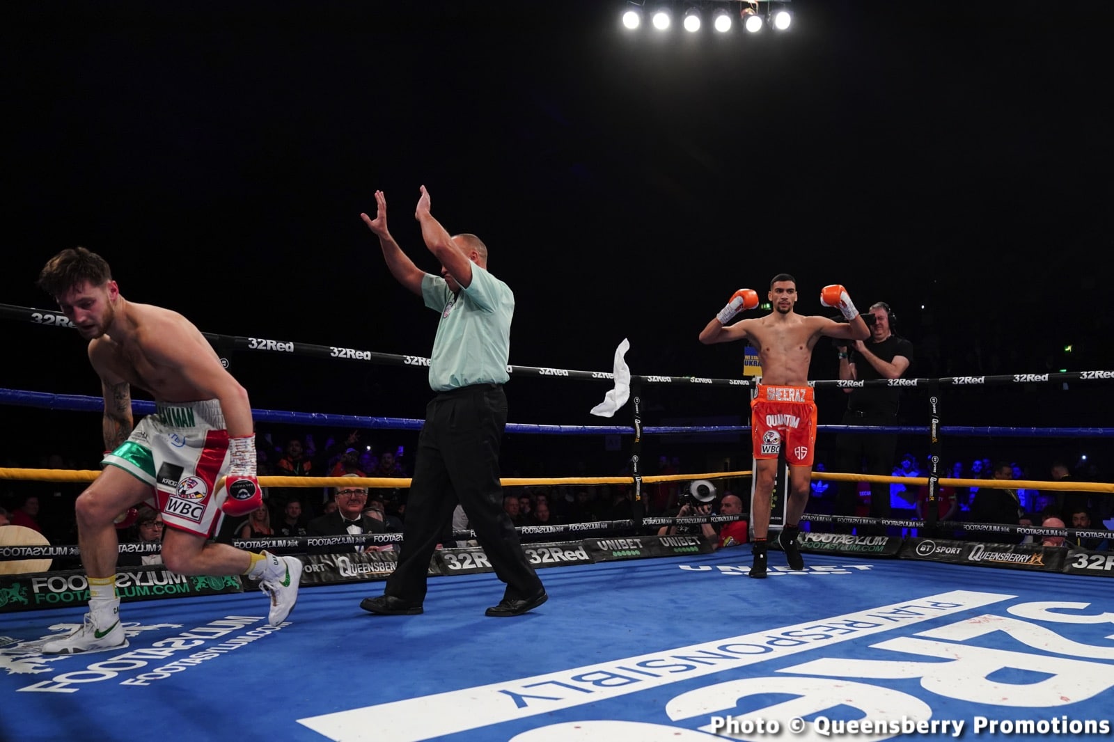 Avanesyan stops Metz, Sheeraz wins - Boxing Results