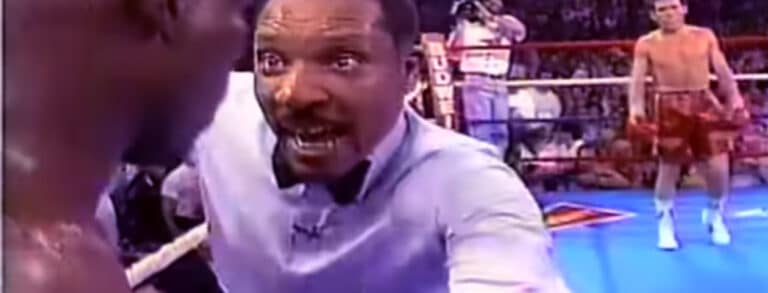 Julio Cesar Chavez KO12 Meldrick Taylor – Still The Greatest 140 Pound Fight Ever!