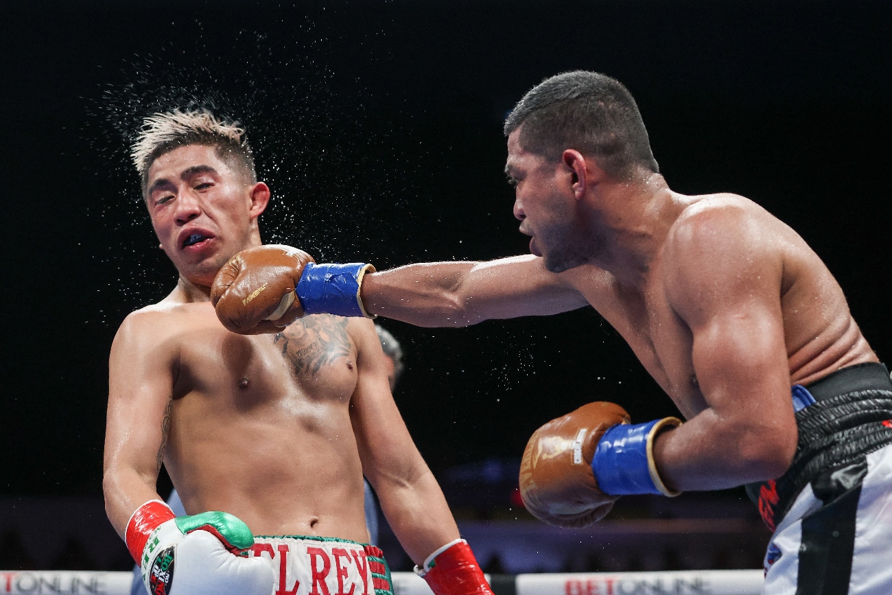 Julio Cesar Martinez, Roman Gonzalez boxing image / photo