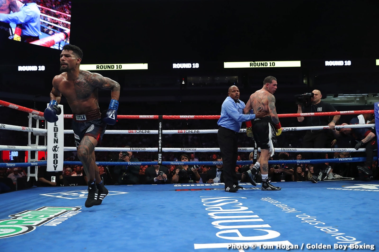 Photos: Ryan Garcia batters Tagoe, Mosley Jr defeats Rosado