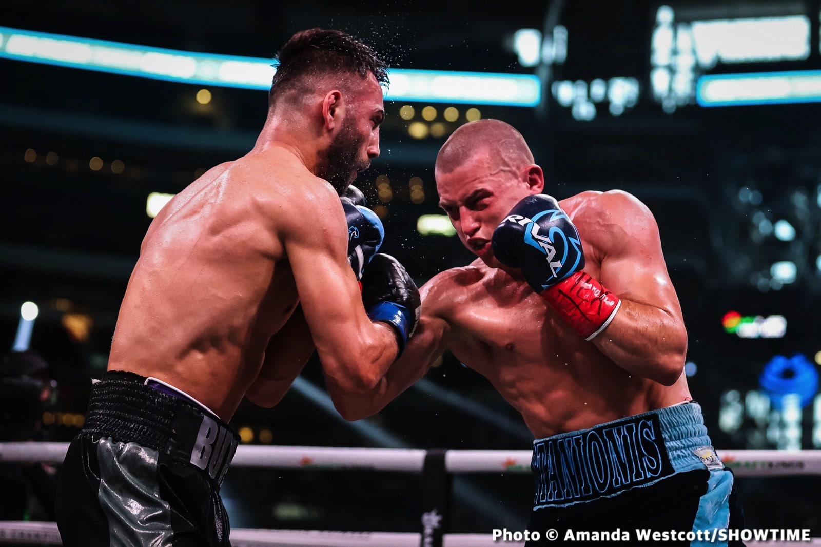 Photos: Spence TKOs Ugas in 10th, Cruz Dominates Gamboa
