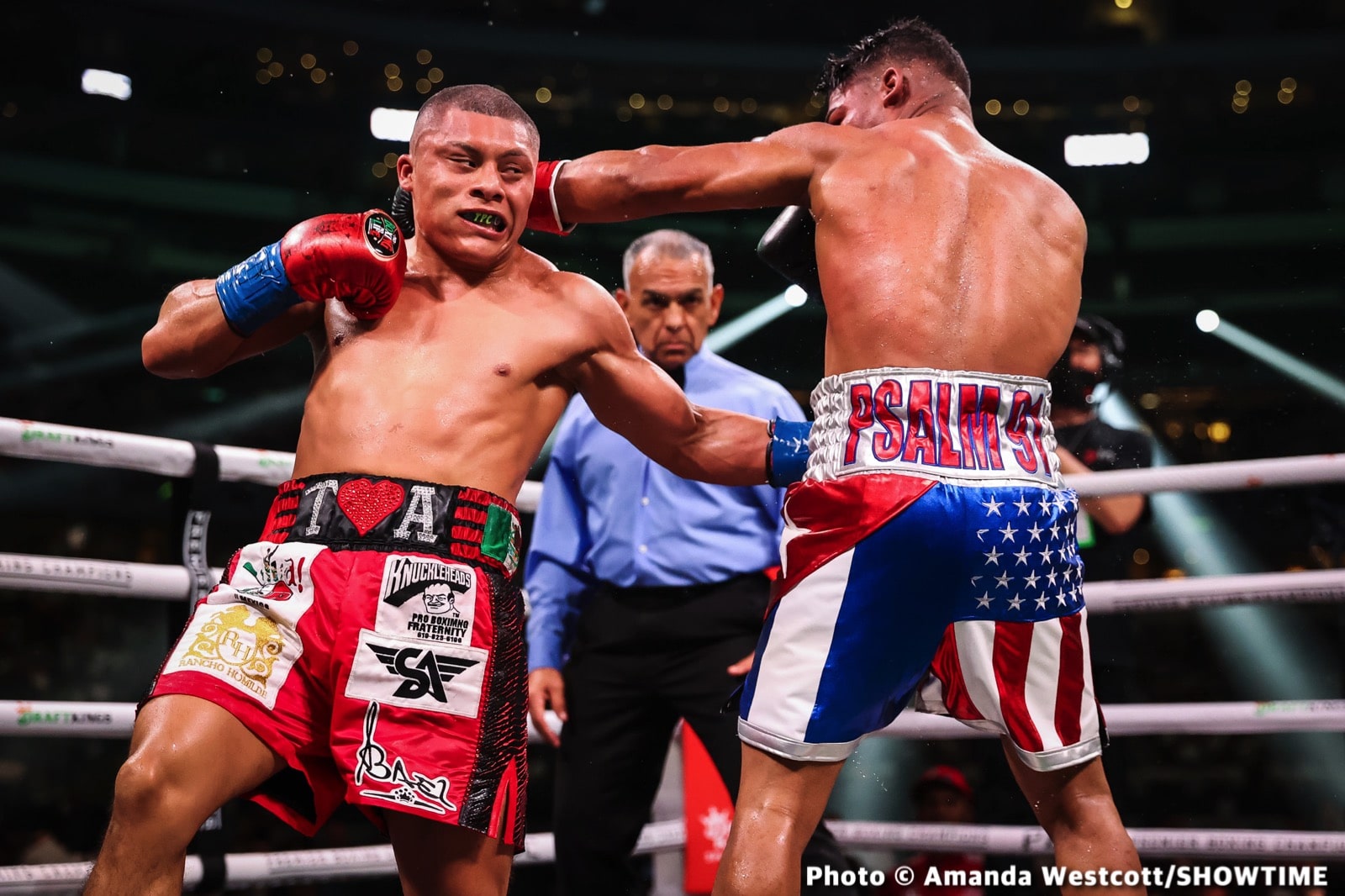 Photos: Spence TKOs Ugas in 10th, Cruz Dominates Gamboa