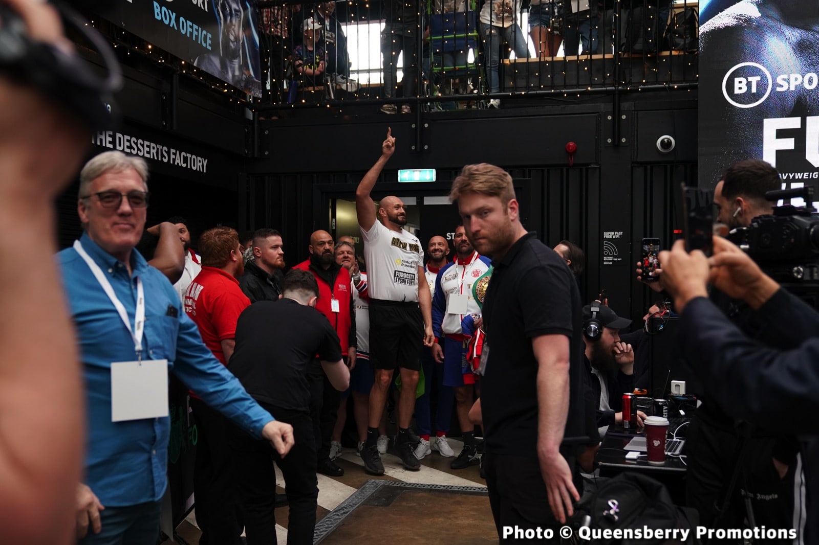 Boxing photo: Dillian Whyte, Tyson Fury image Tyson Fury - Dillian Whyte: No Whyte, No Problem!