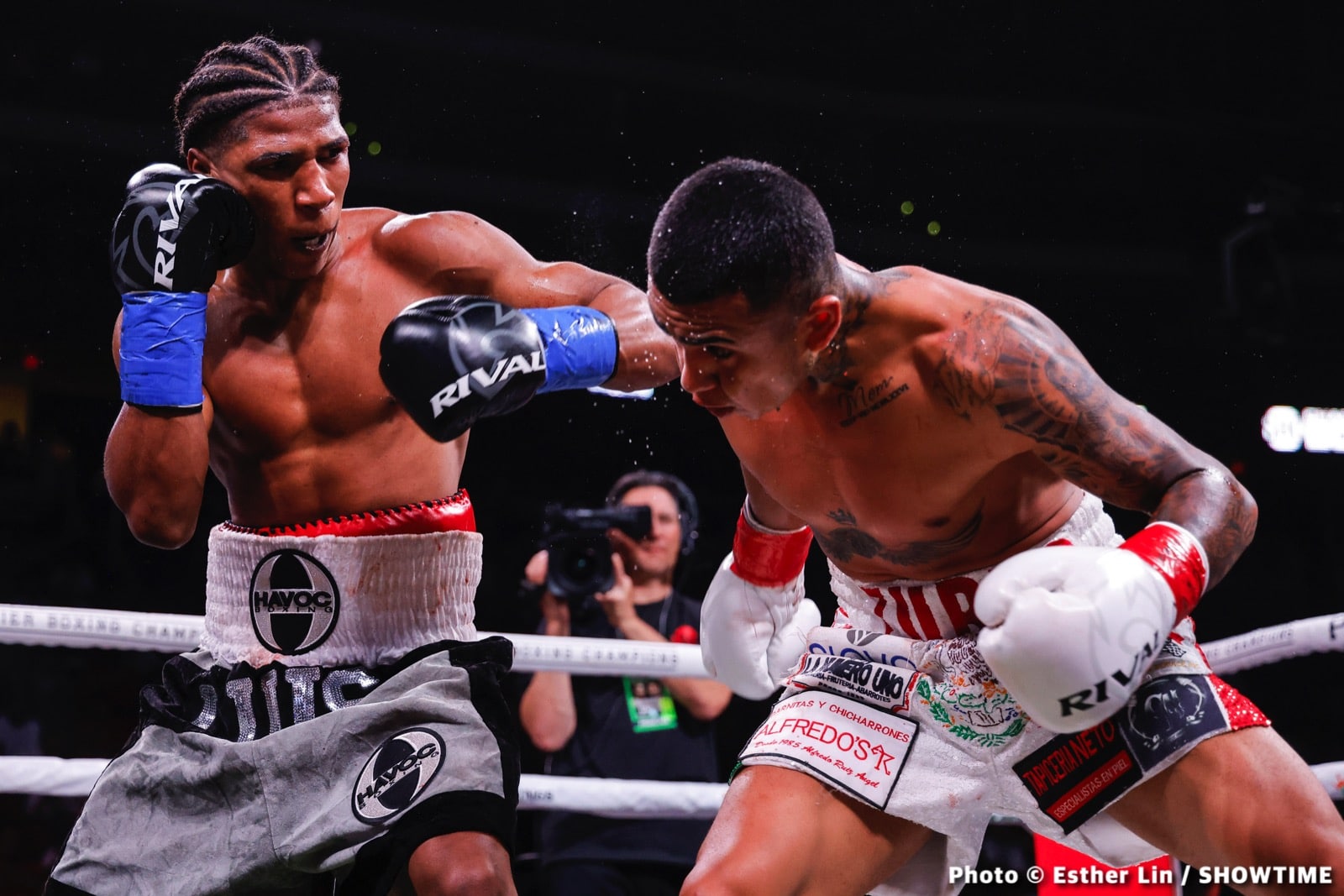 Photos: Benavidez KOs Lemieux, Gómez Dominates Cota
