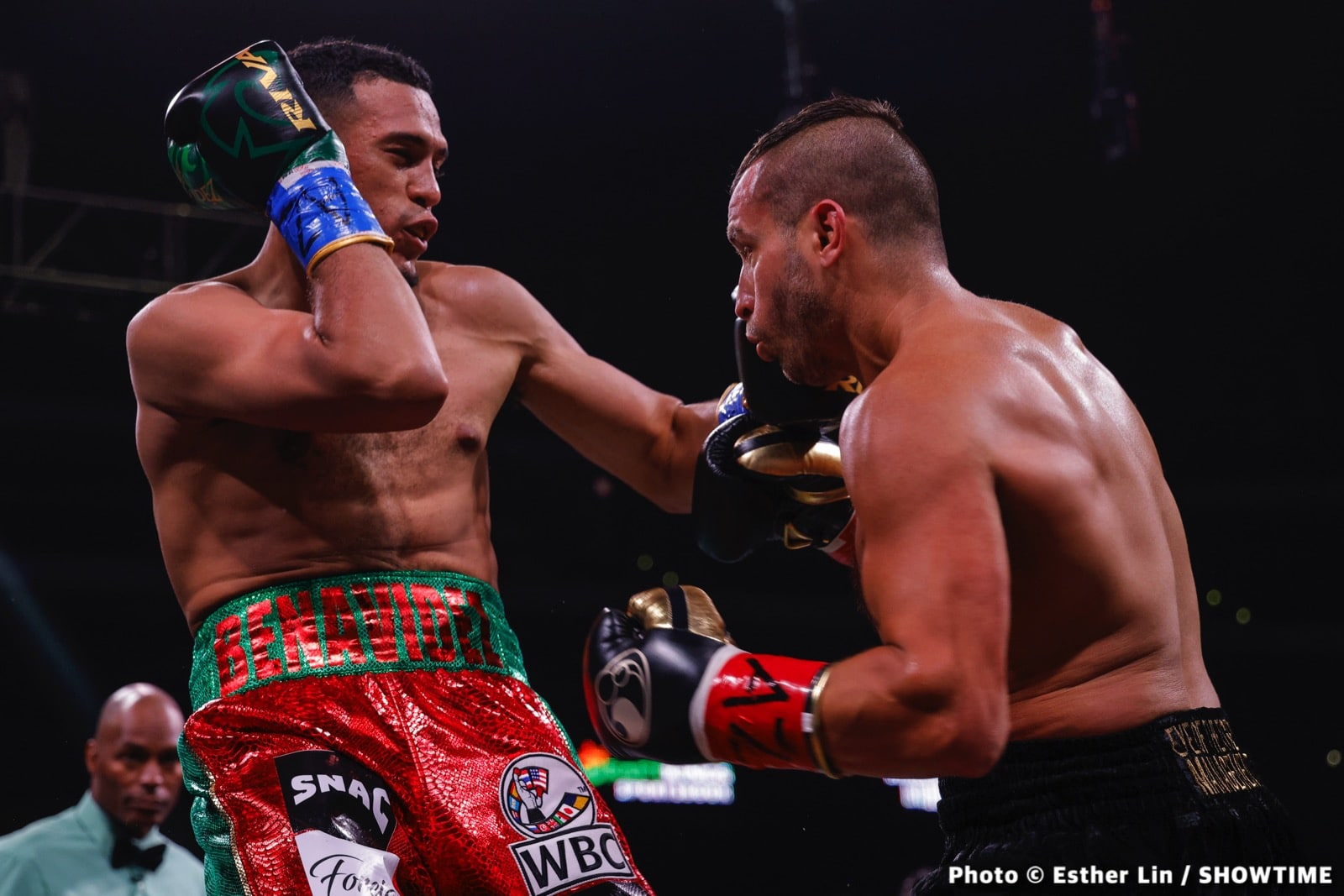 Photos: Benavidez KOs Lemieux, Gómez Dominates Cota