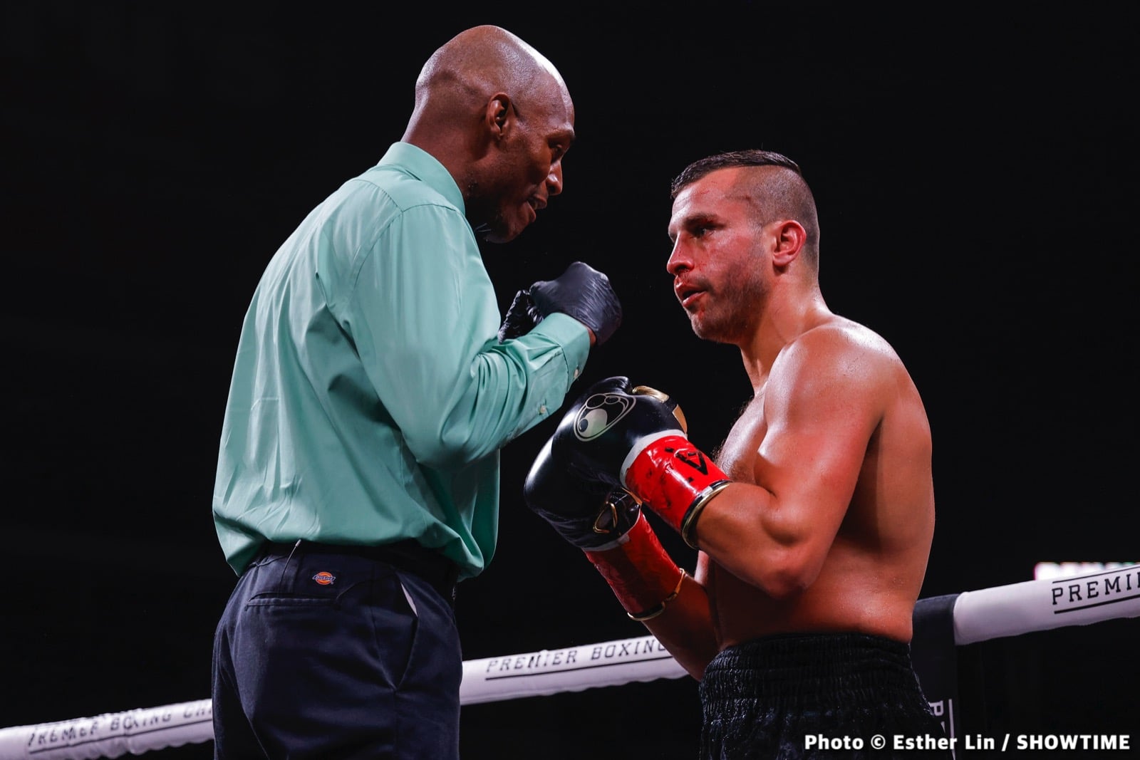 Photos: Benavidez KOs Lemieux, Gómez Dominates Cota
