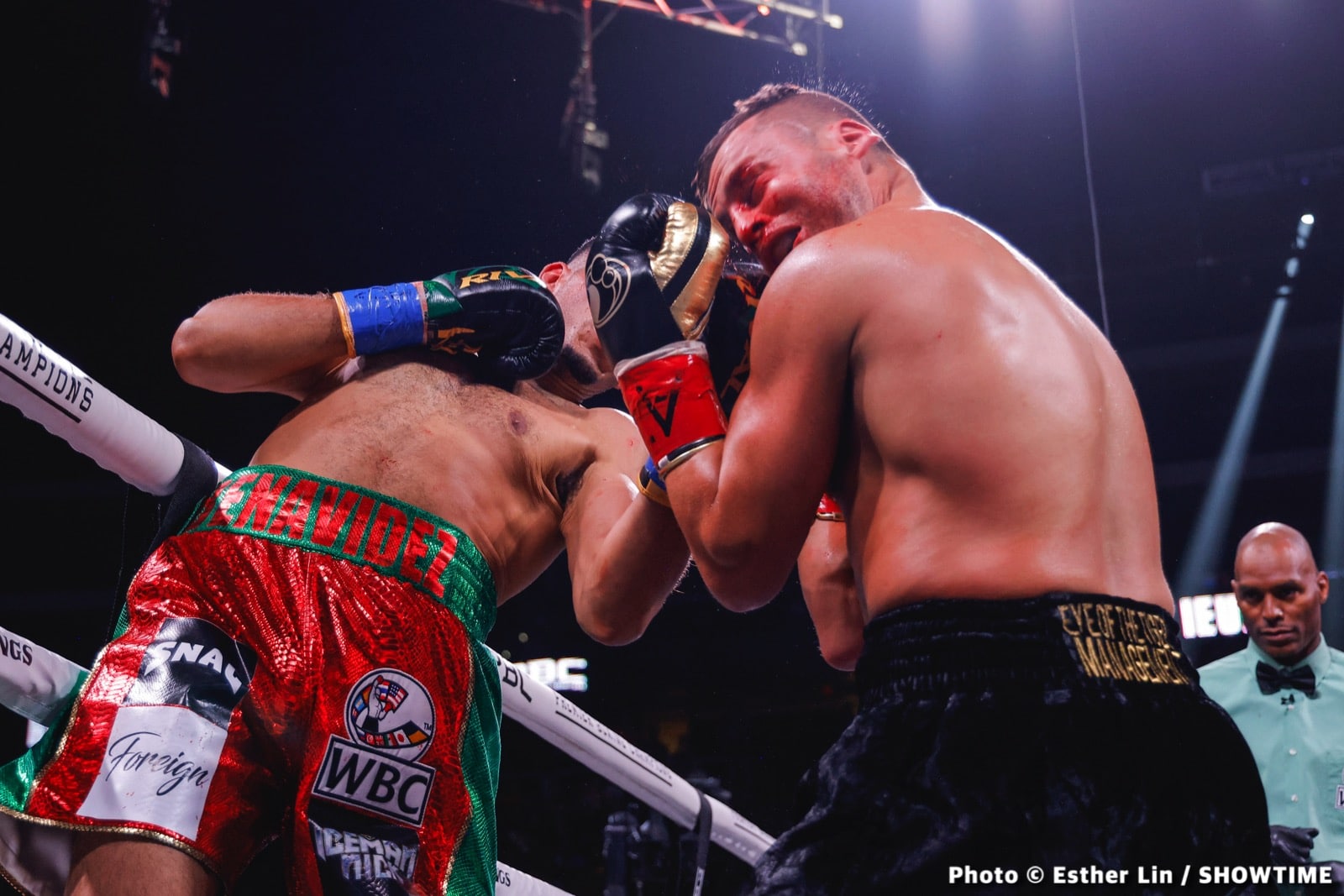 Photos: Benavidez KOs Lemieux, Gómez Dominates Cota