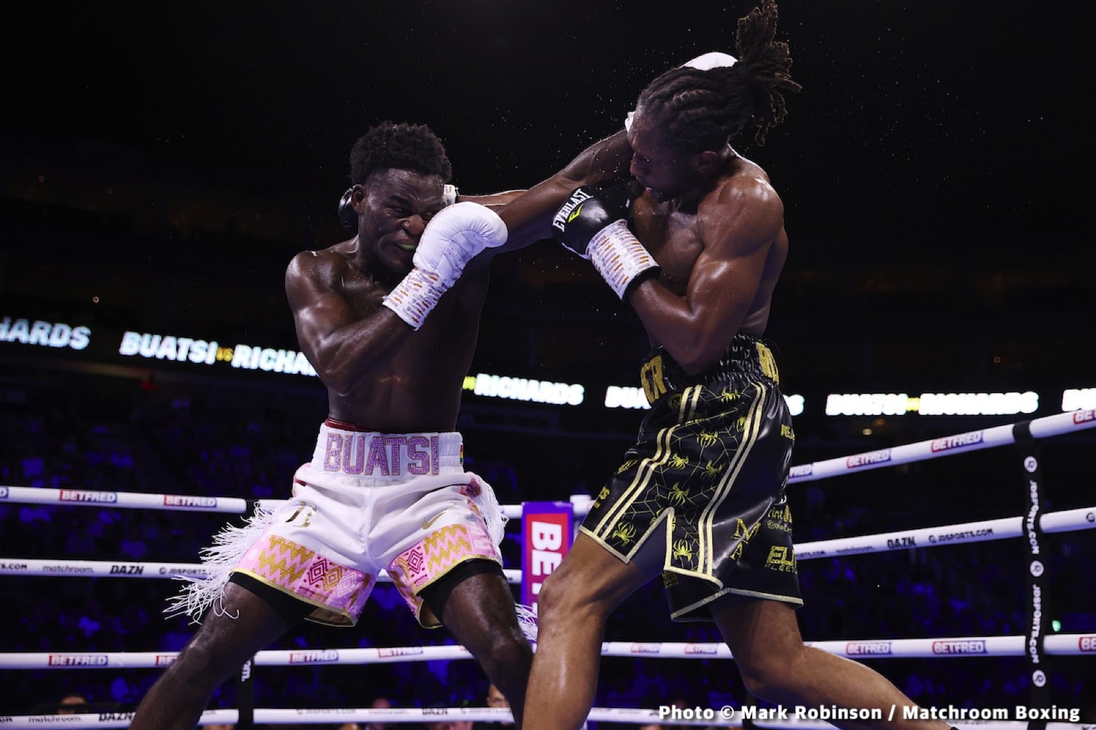 Joshua Buatsi defeats Craig Richards - Boxing Results