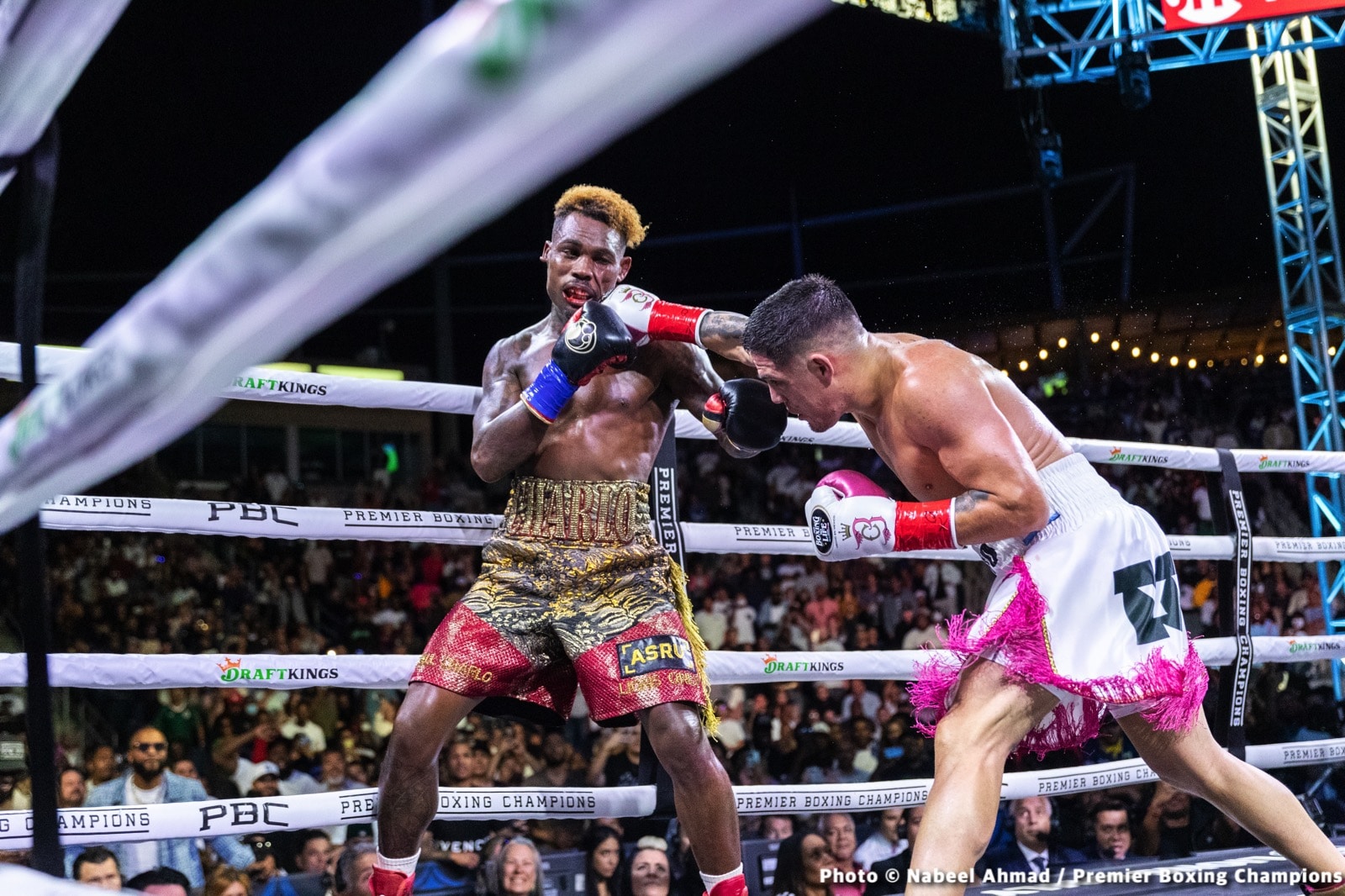 Jermell Charlo stops Brian Castano in 10th - Boxing Results