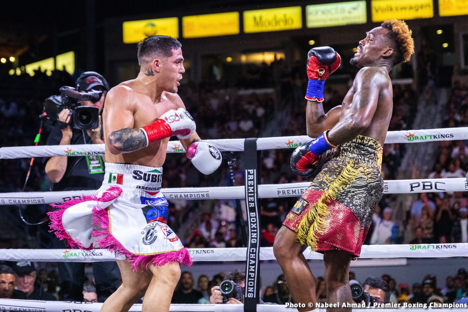 Jermell Charlo stops Brian Castano in 10th - Boxing Results