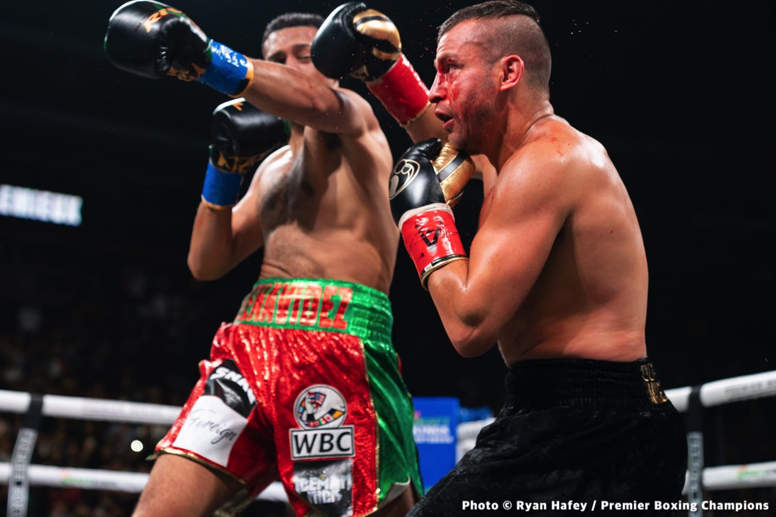 Benavidez vs. Lemieux - LIVE action results from Glendale, AZ