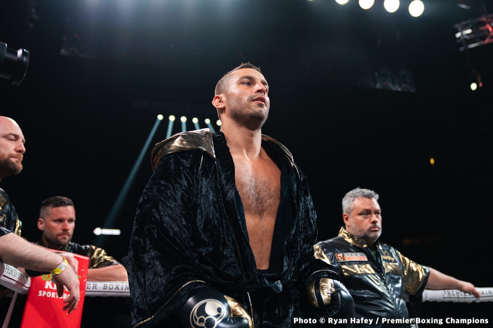 Benavidez vs. Lemieux - LIVE action results from Glendale, AZ