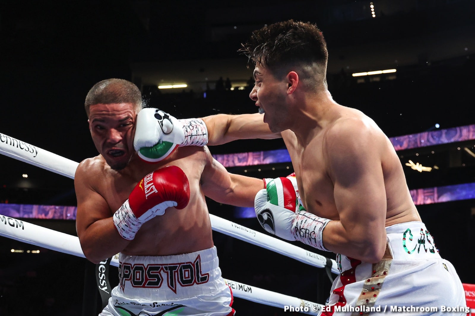 Canelo Alvarez vs. Dmitry Bivol - LIVE action results from Las Vegas