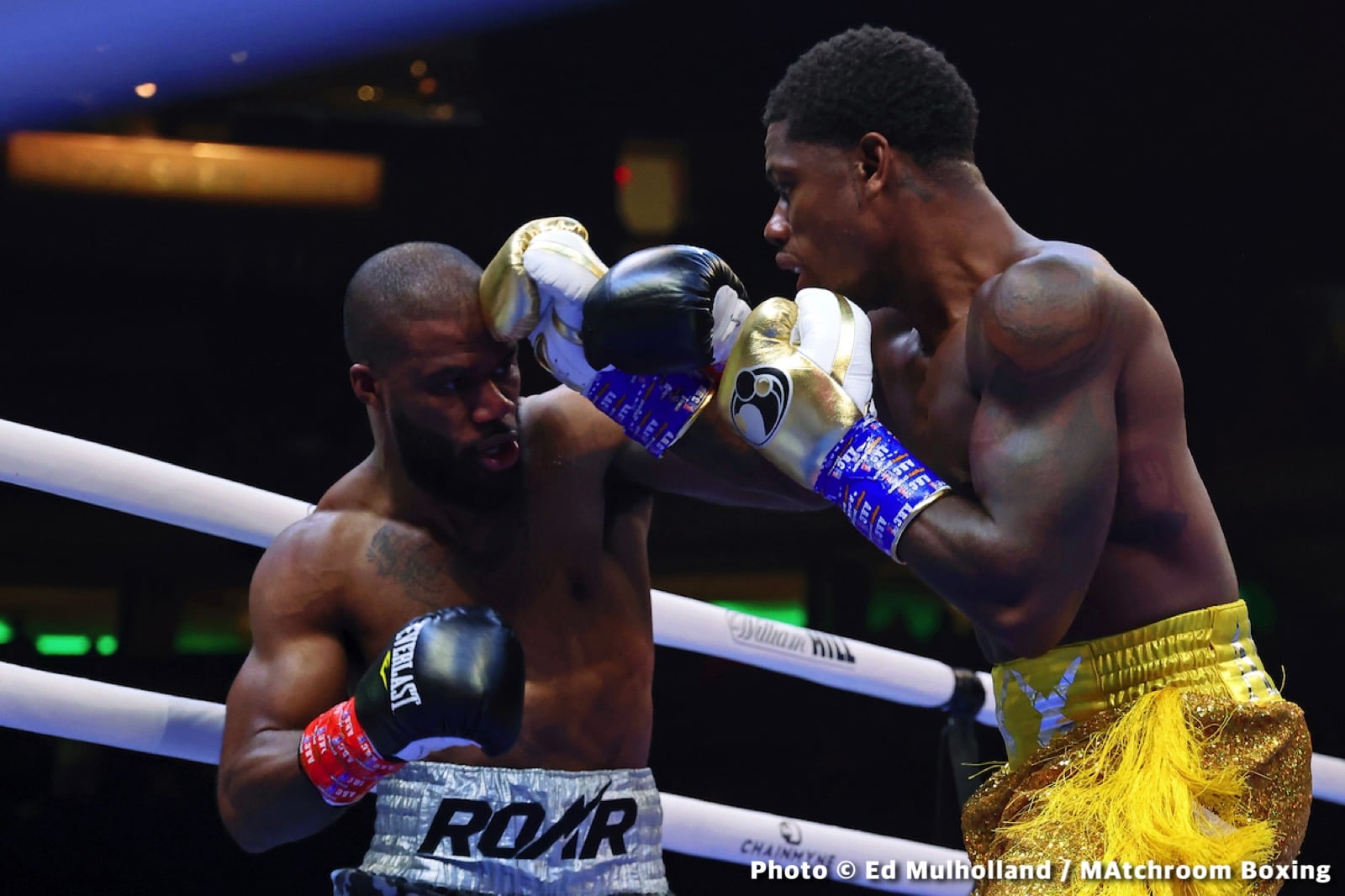 Katie Taylor defeats Amanda Serrano - Boxing Results