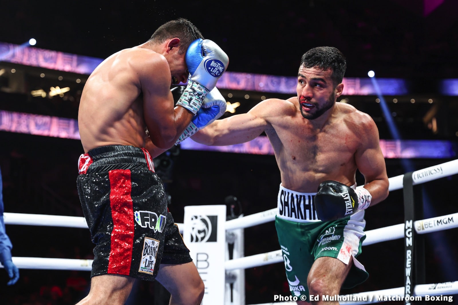 Canelo Alvarez vs. Dmitry Bivol - LIVE action results from Las Vegas