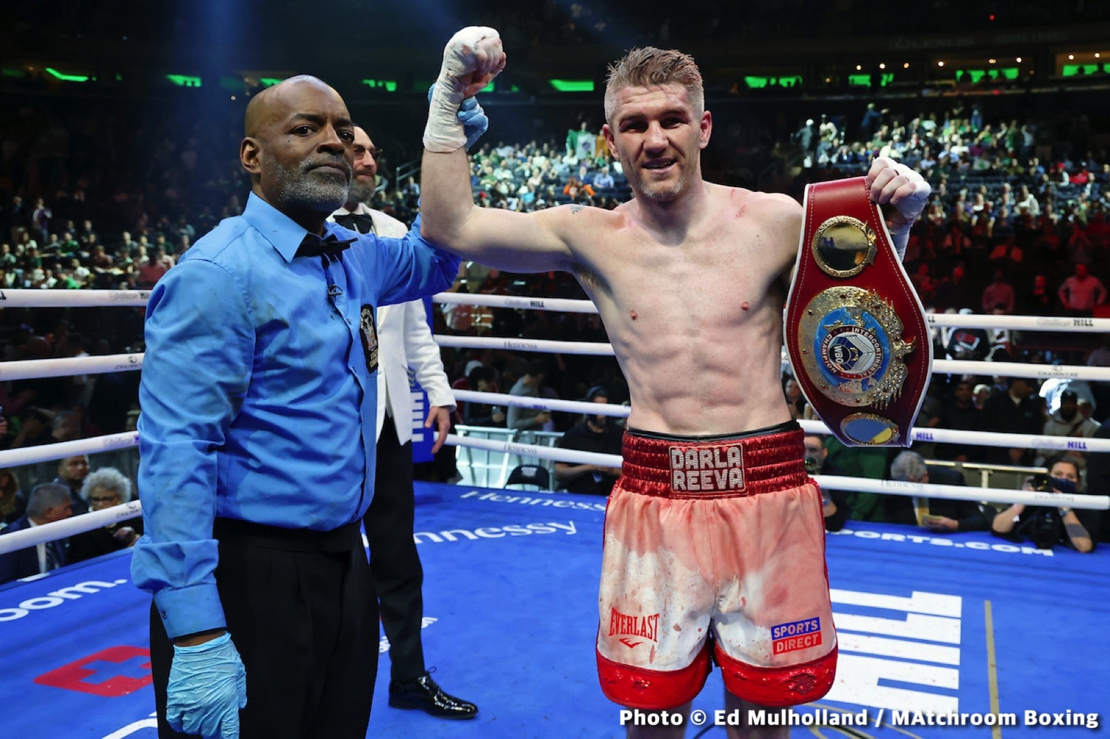 Photos: Taylor Edges Serrano In Fight For The Ages At MSG