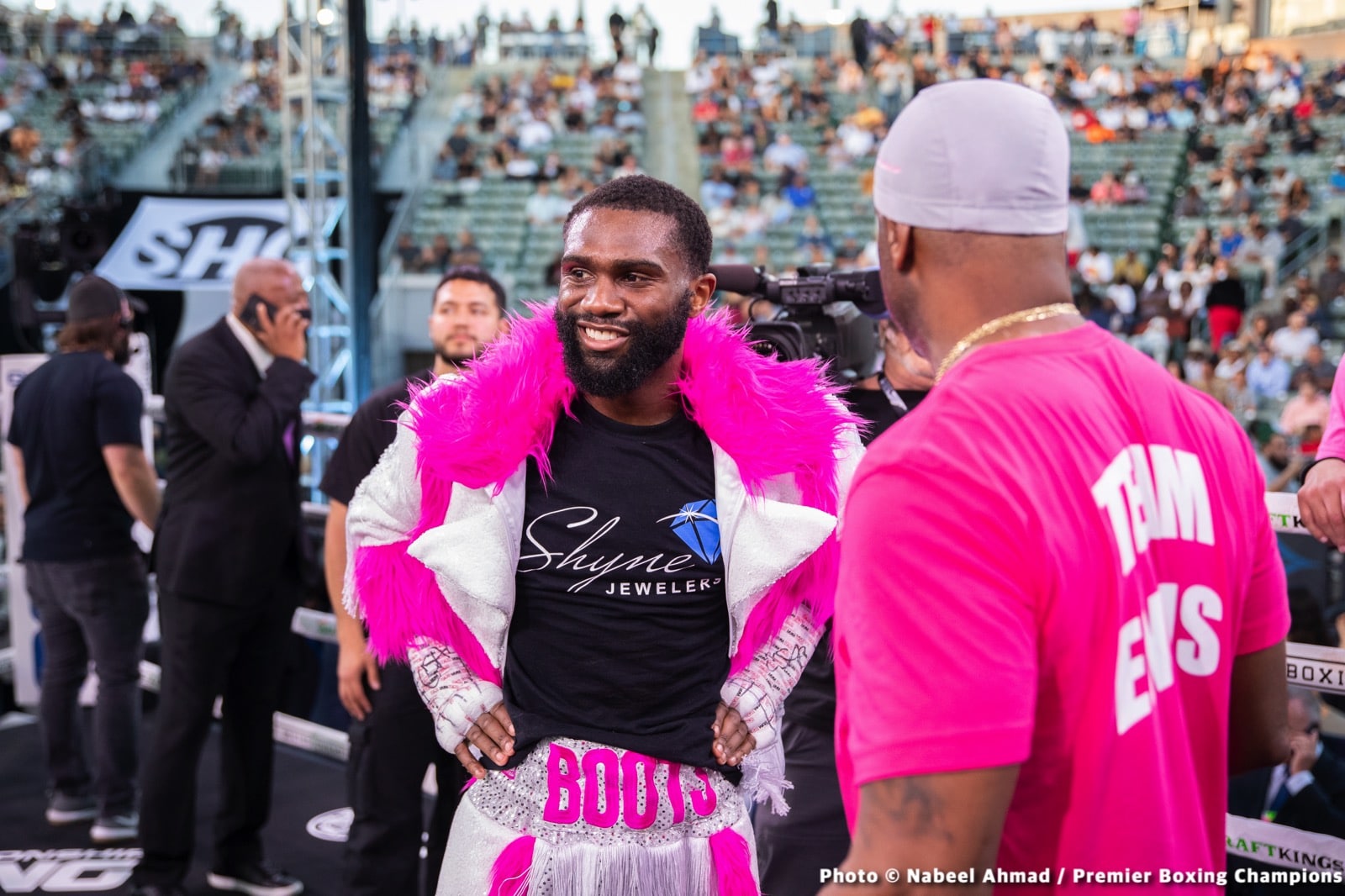 Jaron Ennis obliterates Custio Clayton - Boxing Results