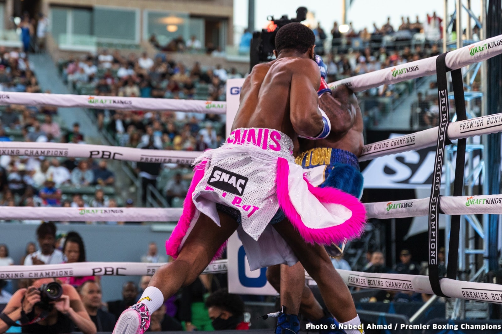 Jaron Ennis obliterates Custio Clayton - Boxing Results