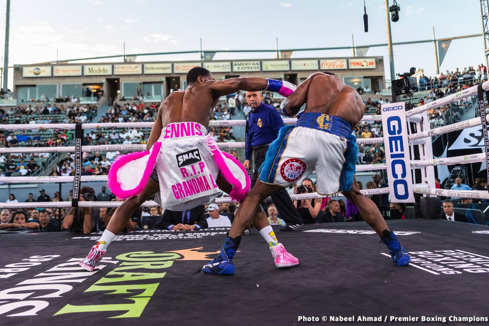 Jaron Ennis obliterates Custio Clayton - Boxing Results