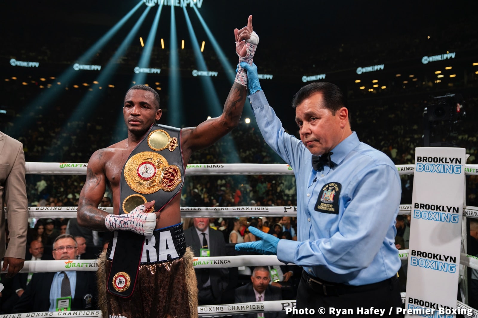 Gervonta Davis vs. Rolando Romero - LIVE results from Brooklyn, NY