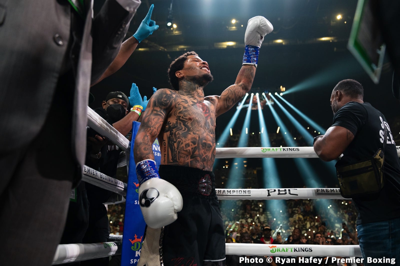 Gervonta Davis vs. Rolando Romero - LIVE results from Brooklyn, NY