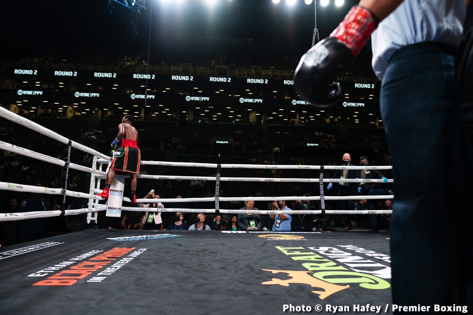 Gervonta Davis vs. Rolando Romero - LIVE results from Brooklyn, NY