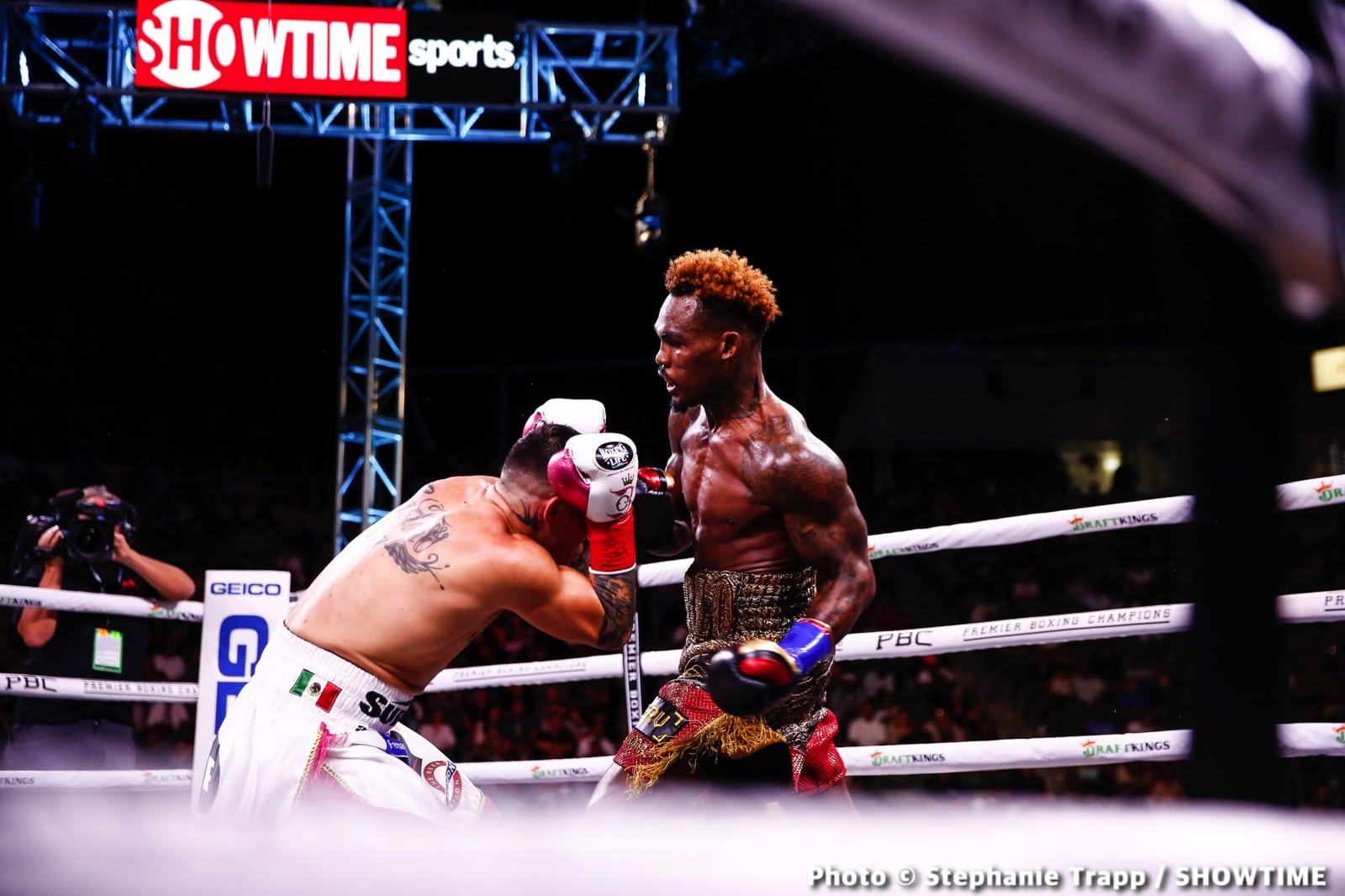 Photos: Jermell Charlo KOs Castano, Ennis Crushes Clayton!