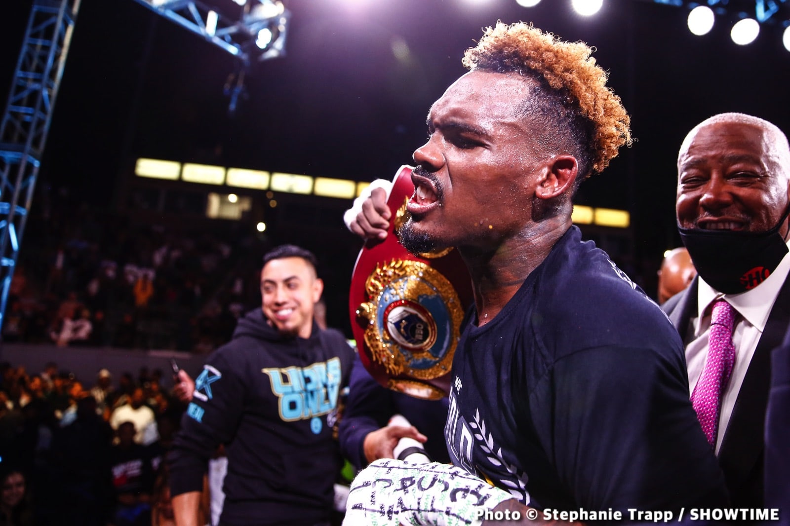 Photos: Jermell Charlo KOs Castano, Ennis Crushes Clayton!
