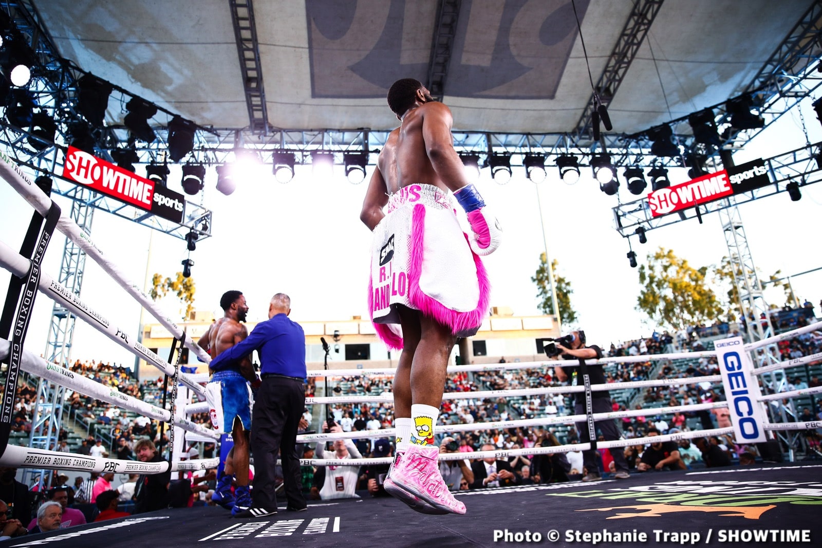 Photos: Jermell Charlo KOs Castano, Ennis Crushes Clayton!