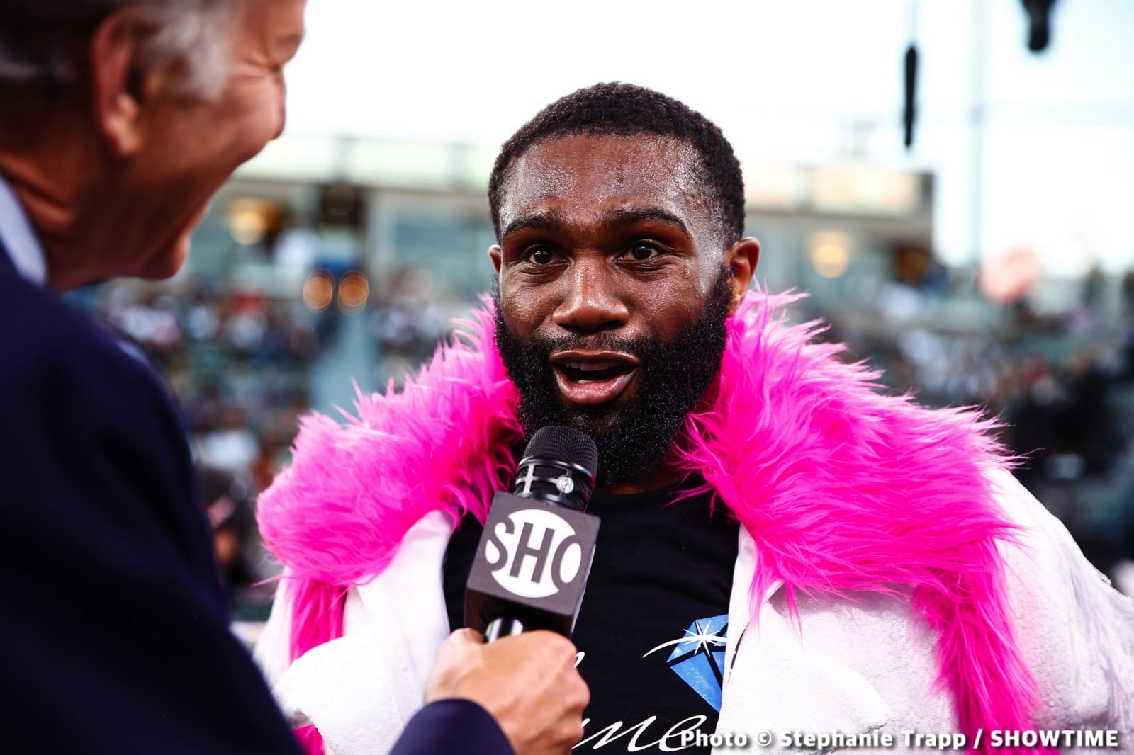 Photos: Jermell Charlo KOs Castano, Ennis Crushes Clayton!