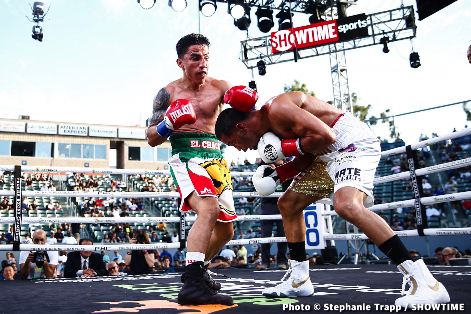 Photos: Jermell Charlo KOs Castano, Ennis Crushes Clayton!