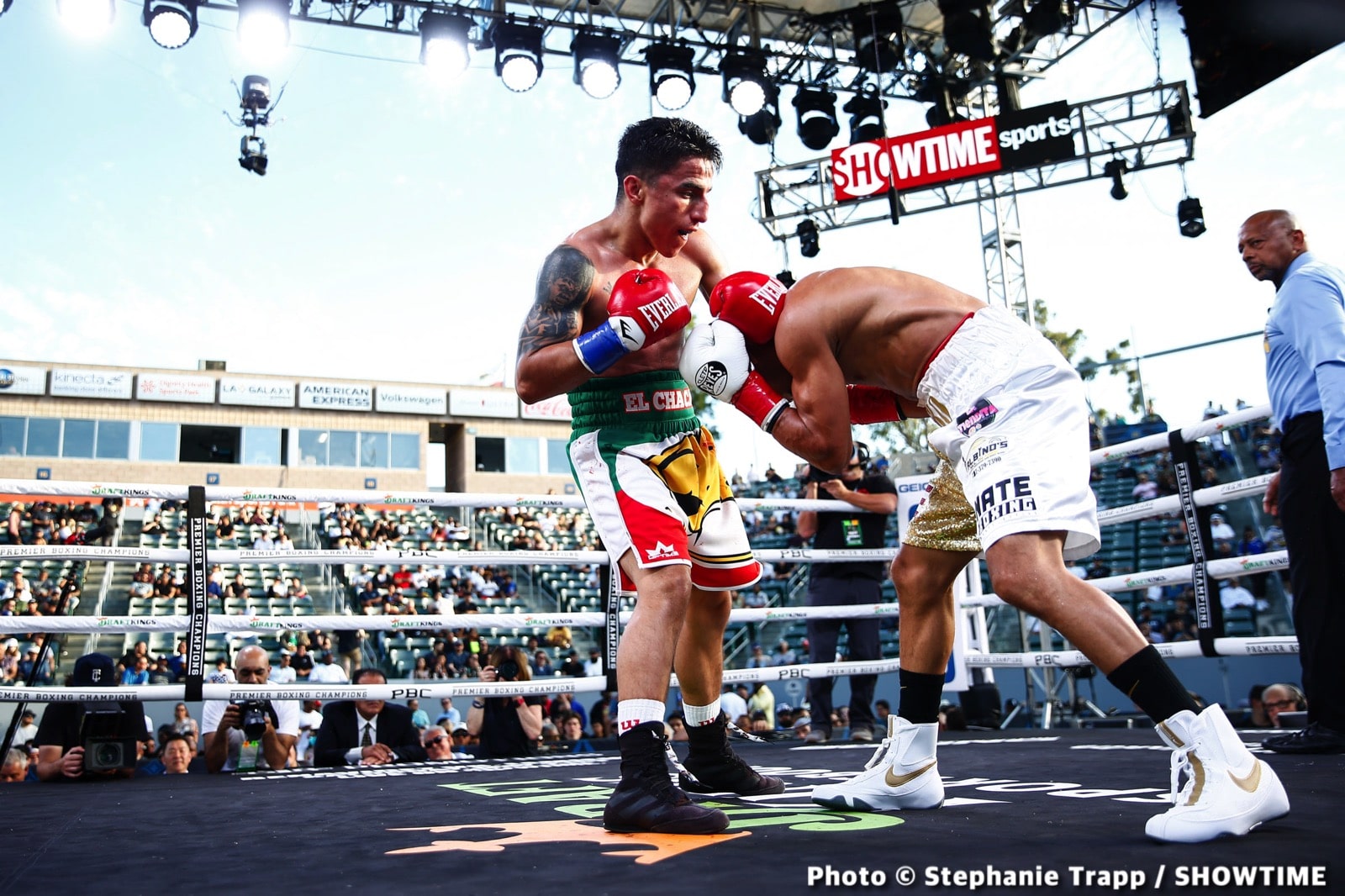 Photos: Jermell Charlo KOs Castano, Ennis Crushes Clayton!