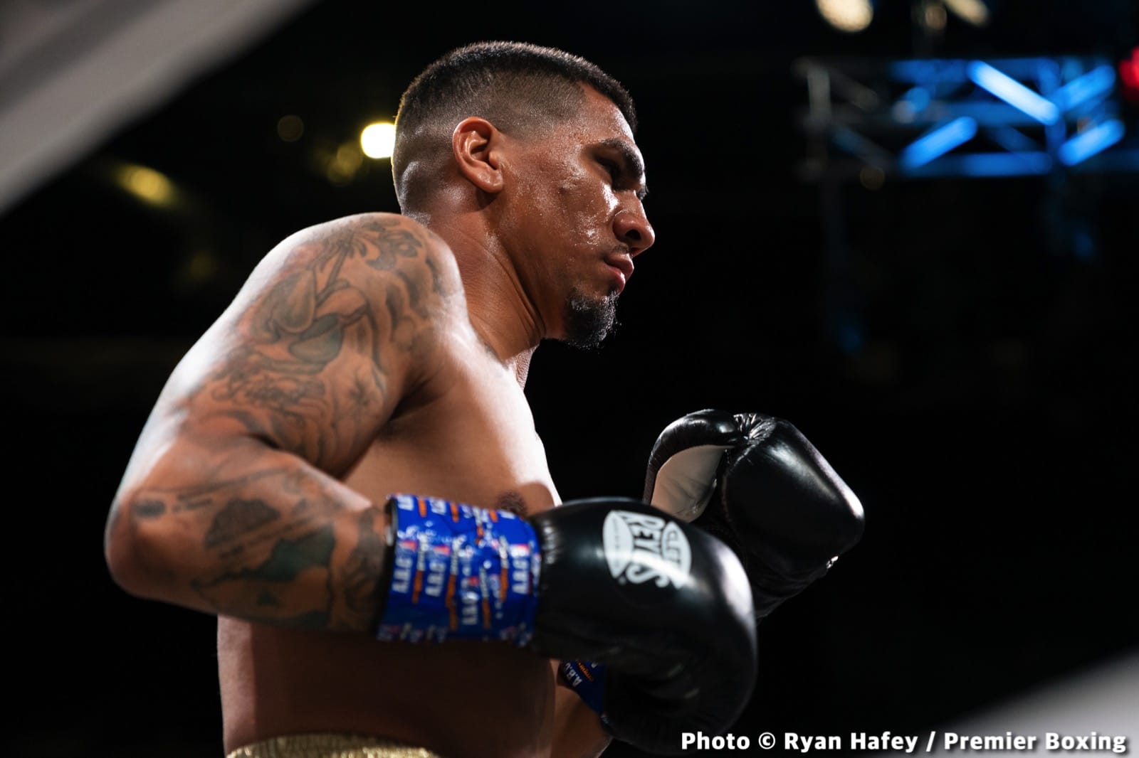 Gervonta Davis vs. Rolando Romero - LIVE results from Brooklyn, NY