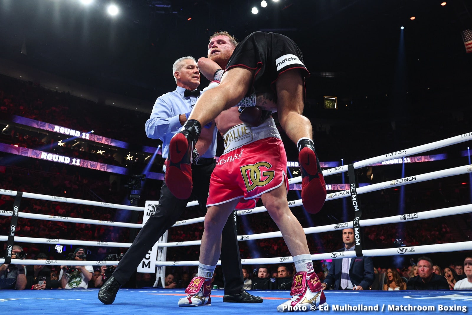Canelo Alvarez reacts to being lowered in pound-for-pound: "I still feel I'm the best"