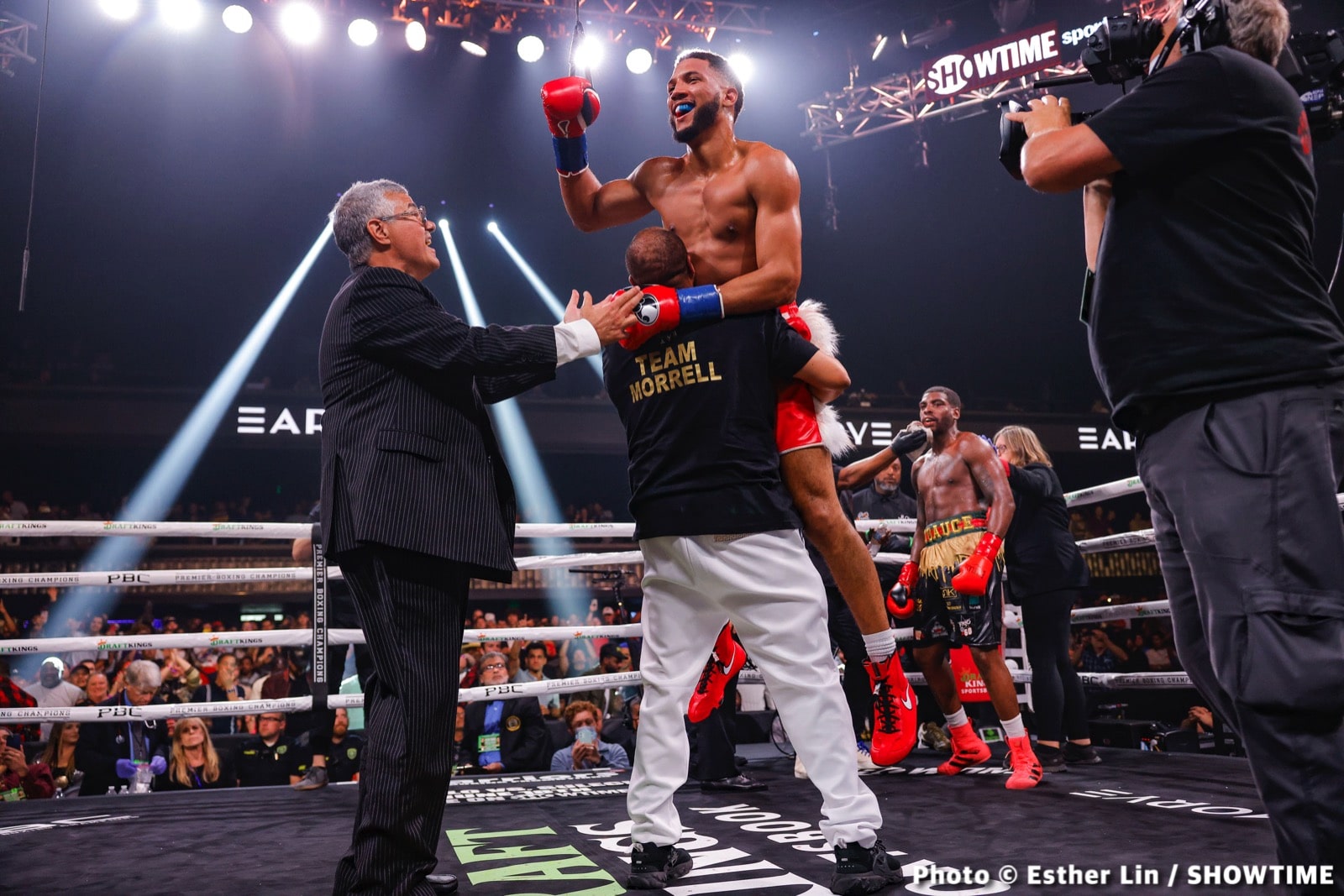 Boxing photo: David Morrell Jr, Stephen Fulton image Stephen Fulton & Cuban Sensation Morrell Jr. Delivered The Goods at the Armory - Boxing Results