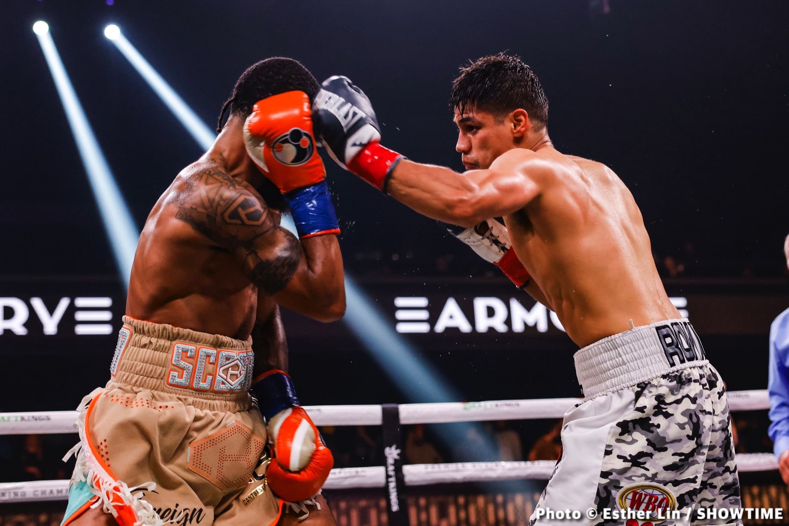 Boxing photo: David Morrell Jr, Stephen Fulton image Stephen Fulton & Cuban Sensation Morrell Jr. Delivered The Goods at the Armory - Boxing Results
