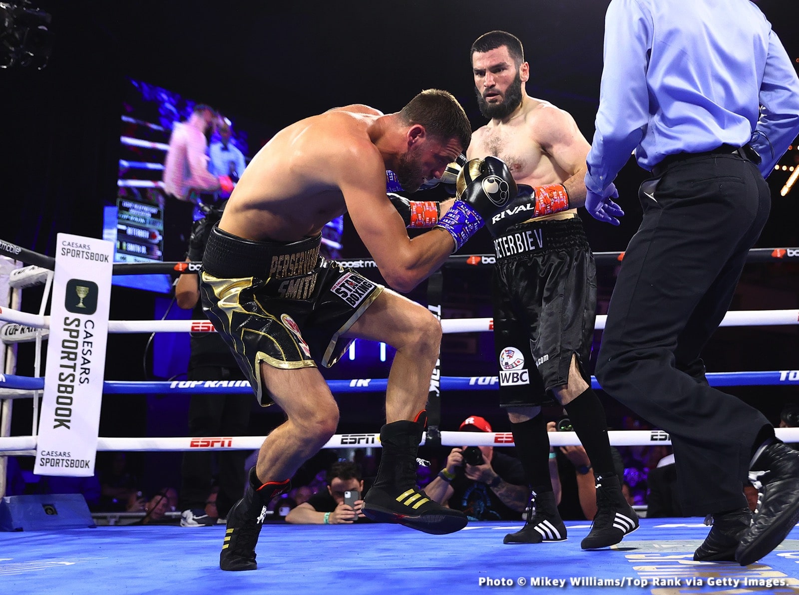 Artur Beterbiev stops Joe Smith Jr by 2nd round knockout - Boxing Results