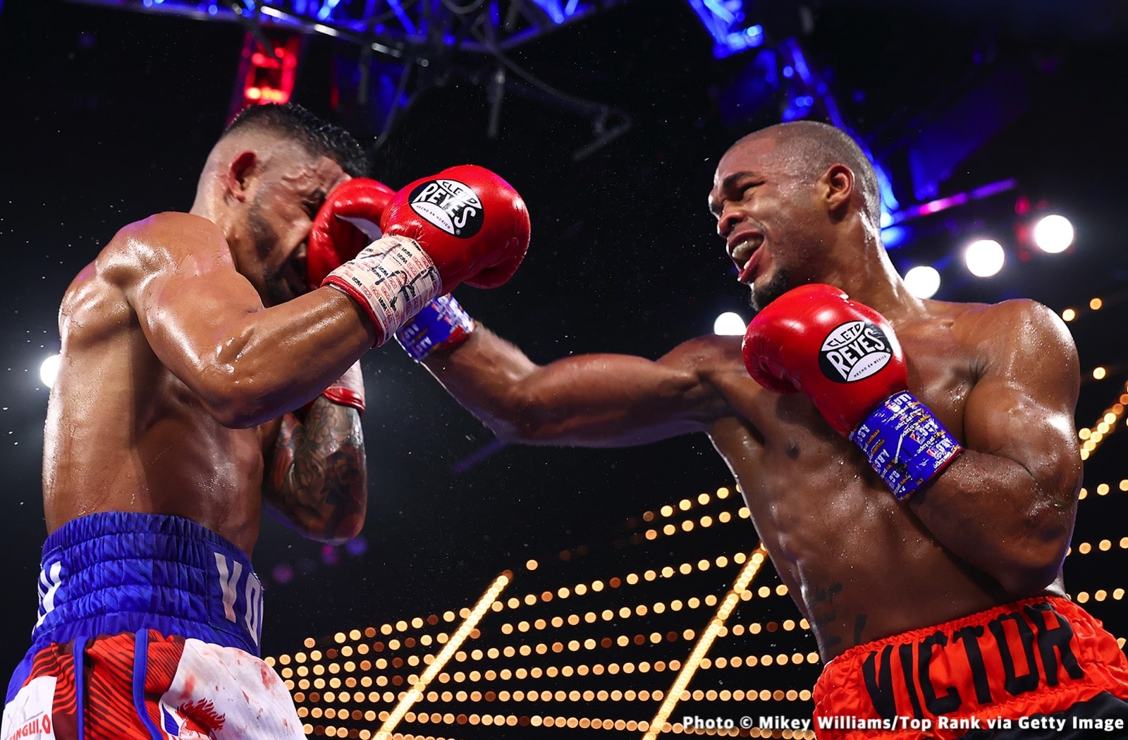 Photos: Edgar Berlanga Decisions Alexis Angulo