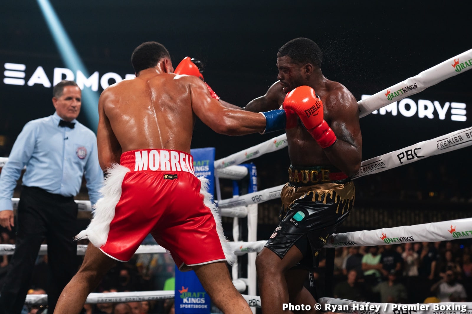 Photos: Stephen Fulton defeats Roman, Morrell stops Henderson