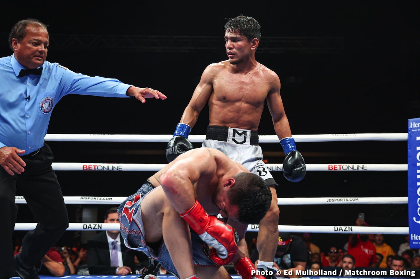 Photos: Rodriguez beats Sor Rungvisai, Akhmadaliev stops Rios