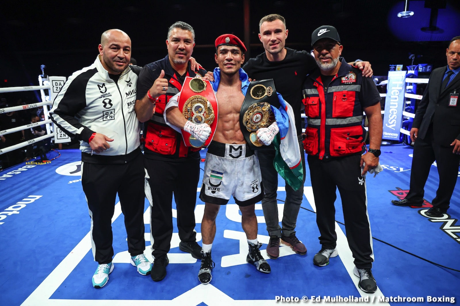 Photos: Rodriguez beats Sor Rungvisai, Akhmadaliev stops Rios